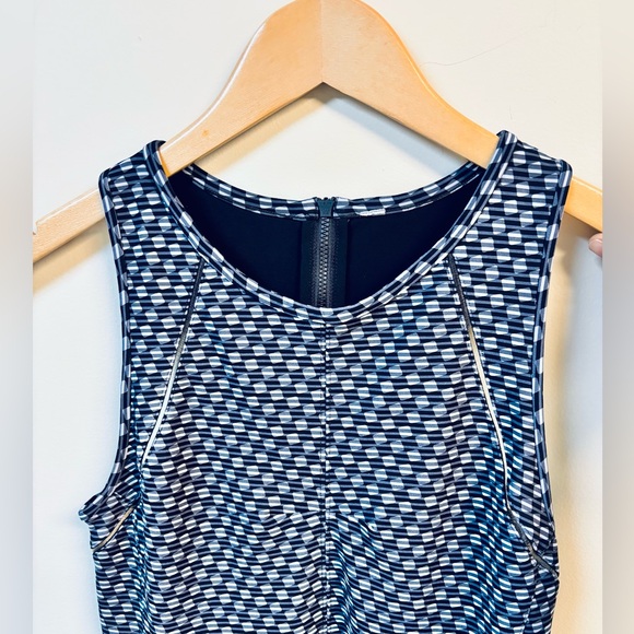 Lululemon Go Til Dawn Sleeveless Tennis Dress Size 6 - Picture 10 of 13